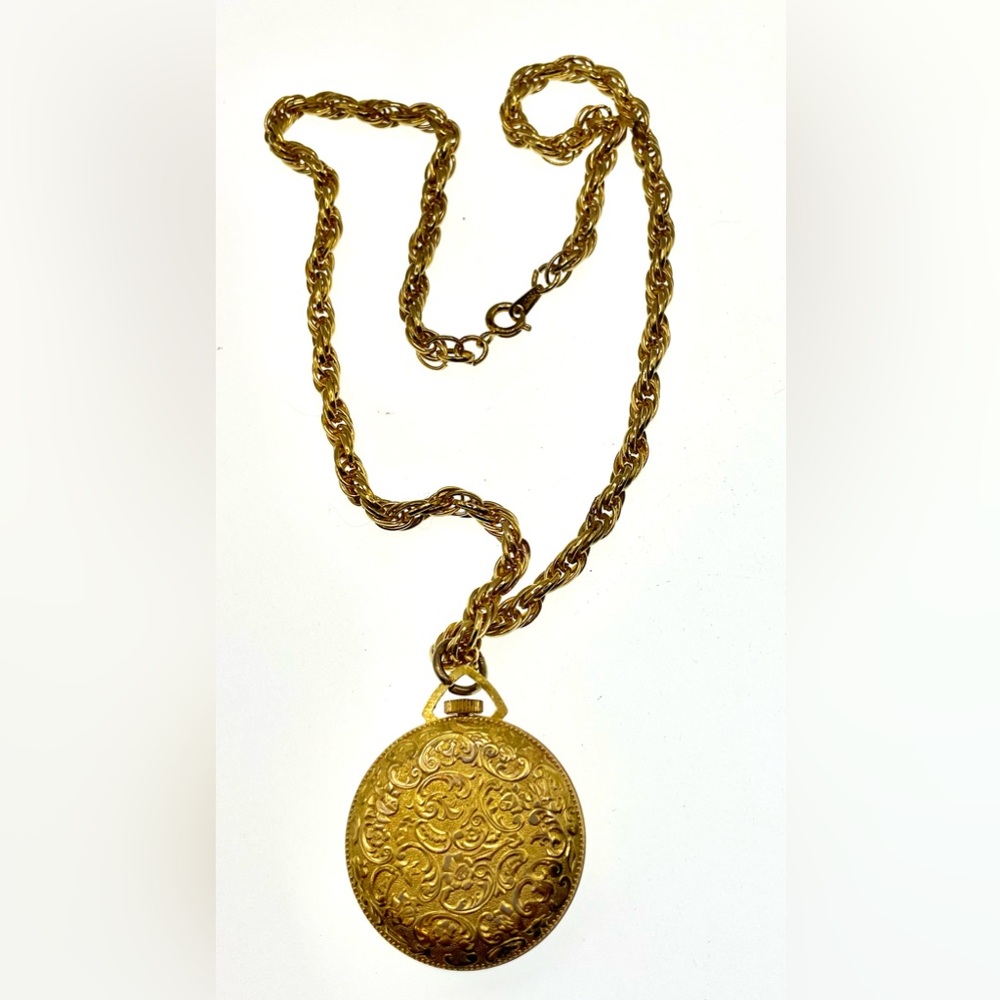 Vintage Lucerne Swiss Made Pendant Watch Necklace Roman Numeral GoldTone Working - Picture 5 of 8